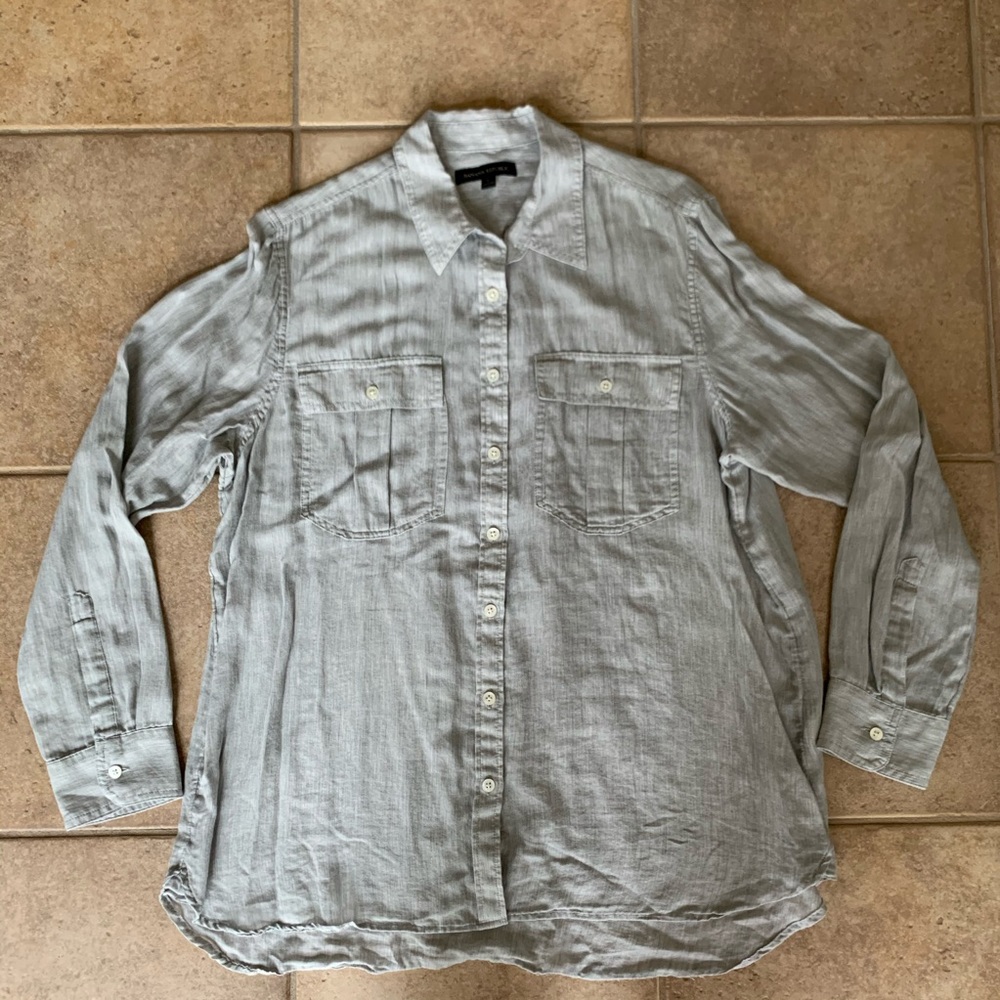 Banana Republic Long Sleeve Button Down Shirt